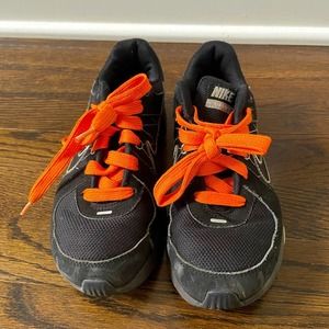 Boys 3.5Y‎ Nike T-run 5 sneakers